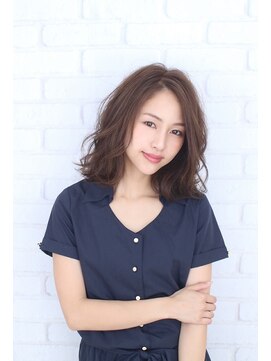 ファム 十日市店(femme) 大人かわいい♪ほつれウェービーミディ