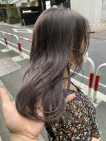 シャチュー(SHACHU)&nbsp;ブリーチ1回でできる☆オフィスでも浮かないグレージュカラー