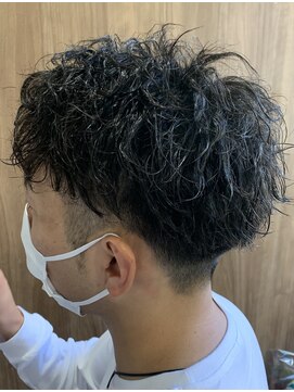 エイド(aid.E) ツイストパーマ