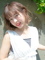 ルティア(Lutia)&nbsp;アッシュベージュ　くびれヘア