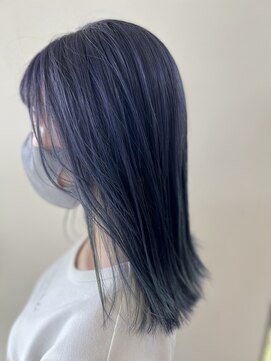 シュウ 西尾店(Shu) インナーカラー×ネイビー