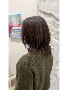 マジックデイズ(Magic Days) 伸ばしてみたからパーマかけてみようかな！？