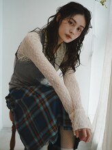 ハク メゾン(HaKU maison) ロングパイラルカールセンター分けバング