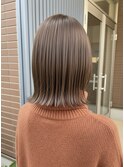 大人可愛いアンバーカラー外はねセミディ顔まわりレイヤー