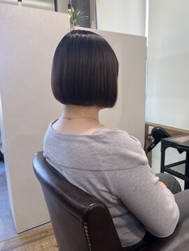 ウーラバイウェルズ 大和八木(U-ra by wells) ミニボブ