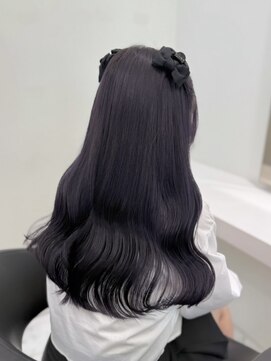 メル 表参道(Mel) ブリーチなしで叶うダークラベンダー透明感カラー顔まわりカット