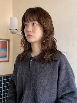 ニュイ(NUIT) ミディアムロングニュアンスパーマ