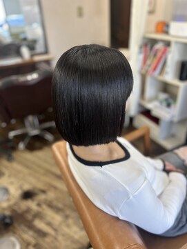 アート(art) 縮毛矯正×ミニボブ