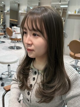 ルル 表参道(lulu.) オリーブベージュ レイヤーカット