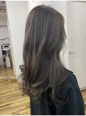 ハイライトを活かしたオリーブグレージュ bymisaki