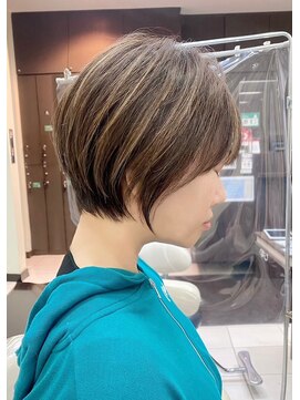 アッシュ 横浜西口店(Ash) 丸みショート×ハイライト【鈴木】