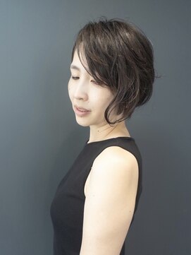 グーシップ(GOO/SYIP) アシンメトリーステップボーンカット