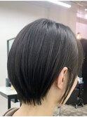 ショートボブ