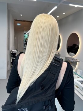 ソル 栄矢場町(SOL) ホワイトブロンド