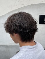 エリマ  茅ヶ崎(elima)&nbsp;メンズセンターパート襟足あり波巻きスパイラルパーマ茅ヶ崎