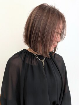 ジル ブラン 福岡(JIL BLAN) ハイライトレイヤーカットショートボブイルミナカラー天神大名