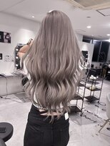 キング 梅田(K!ng)&nbsp;縮毛矯正髪質改善ハイライトレイヤーカット梅田美容室エクステ