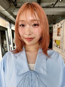 ノラジャーニー(NORA Journey) 【阿形】アプリコットオレンジミディアムレイヤーハッシュカット