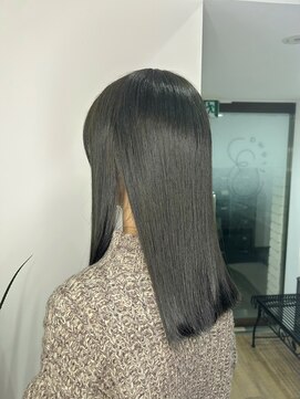 ブリーチなしオリーブグレージュ