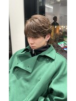 オーシャントーキョーオーバー 渋谷(OCEAN TOKYO OVER)&nbsp;韓国マッシュセンターパートツーブロックフェザーパーマシャドウ