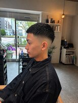 カミュー 高岳(CAMUE) スキンフェード×ナチュラルクロップショート