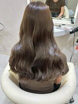 アプリ 大宮西口(appri)&nbsp;オリーブグレージュ×艶ウェーブロング/大宮