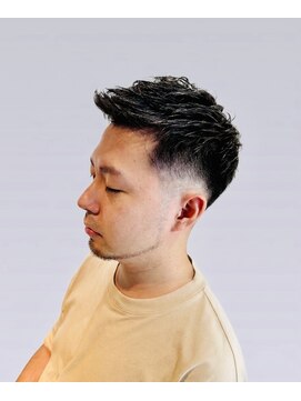 ウエストサイドカットクラブ(West Side Cut Club) アップバングフェードスタイル