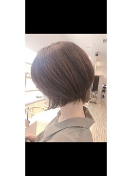 エフ アヴェダ 木の葉モール橋本(F AVEDA) スタイリッシュボブ