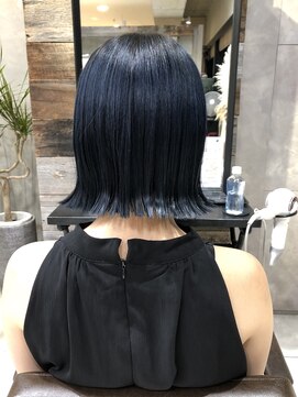 トルネード(TORNADO) 韓国風切りっぱなしボブ　ブルーブラックネイビー　タンバルモリ