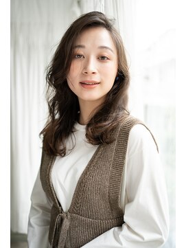 マグノリア オモテサンドウ(MAGNOLiA Omotesando) 揺らぐウェーブが大人かわいいエアウェーブパーマ・・・担当KAYO