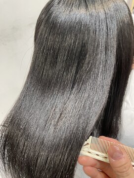 エスカーラ 表参道(THE ESCALA) @aidaman321/ショコラベージュ/ボブルフ/カール/ベービーバング