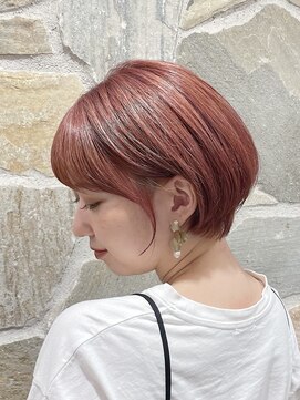 ビュートリアム 梅田(BEAUTRIUM) ショートカット/マッシュショート/耳かけ/くびれ/30代/40代/梅田