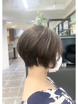 エイム 下北沢(aim) 前下がりショートボブ