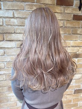 リリー(Re.ly) ミルクティーカラー