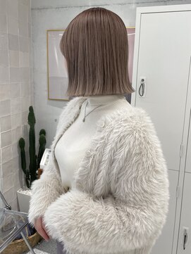 ローウェ 渋谷(Louwe) ミルクティーベージュ【 ayana 】