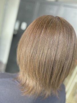 ザ カラー ラボ(THE COLOR LABO) レイヤーカット オリーブベージュ トリートメント