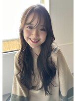 アム(amu)&nbsp;レイヤーカット/2wayバング/韓国ヘア/くびれヘア/小顔カット