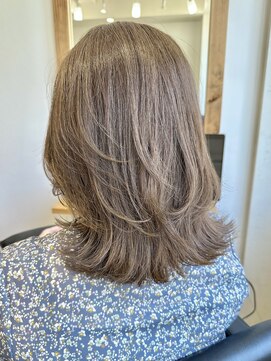 ハーツ(Heart's) 白髪ぼかし脱白髪染め似合わせショートボブ40代50代60代