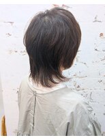エル(ailes)&nbsp;【50代女性】ウルフ風ショートスタイル