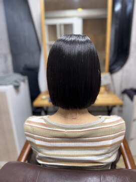エイジング毛を優しく整える艶ボブ