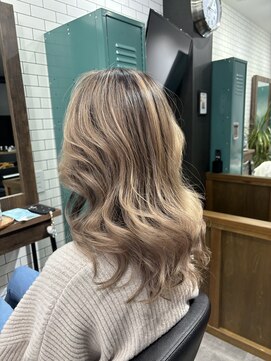 ウォルト(WALT) バレイヤージュ