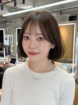 髪質改善サロン hearts. 熊本/縮毛矯正/レイヤーカット/ショートボブ【ハーツ】 ミニボブレイヤー/レイヤーカット/スモーキーカラー/顔周り/熊本