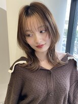 トゥルーズ 梅田茶屋町店(TLUUS)&nbsp;【TLUUSミルクティーブロンドワンホンレイヤーダークブルー】