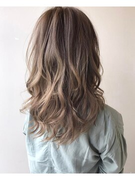 ローラン(ROULAND) フォギーベージュ外国人風カール