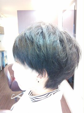 ヘアメイク ビス(Hair Make Bis.) ショートスタイル