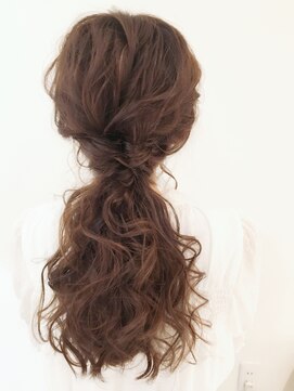 ヘアメイク エンカレッジ(HAIR MAKE encourage) ローポニー☆