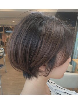 ヘアー ジップ(hair Zip) 大人ショート【早稲田新宿】