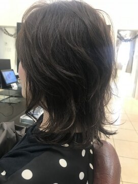 ヘアアンドビューティー クアトロ 戸祭店(QUATRO) ウルフパーマ