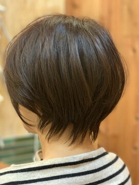 ヘアルーム アペジェ(hair room apaiser) 【30,40代に人気★】apaiser（アペジェ）ふんわりショートボブ♪