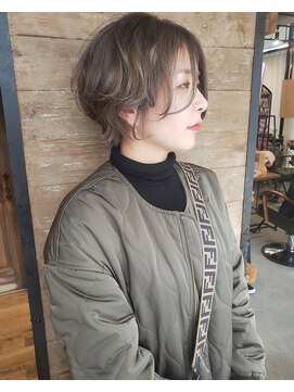オーストヘアーベンヌ(Aust hair Bennu) グレーベージュ*